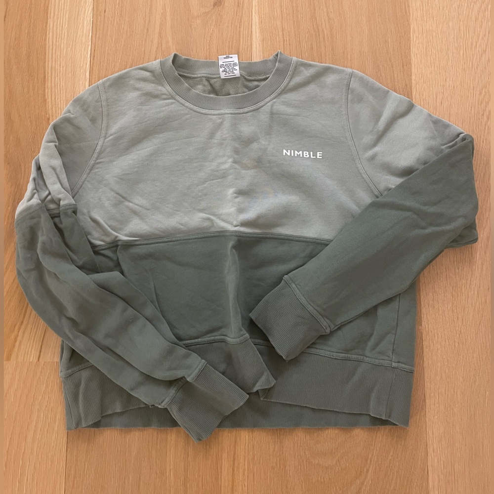Nimble activewear green color block crewneck sweatshirt